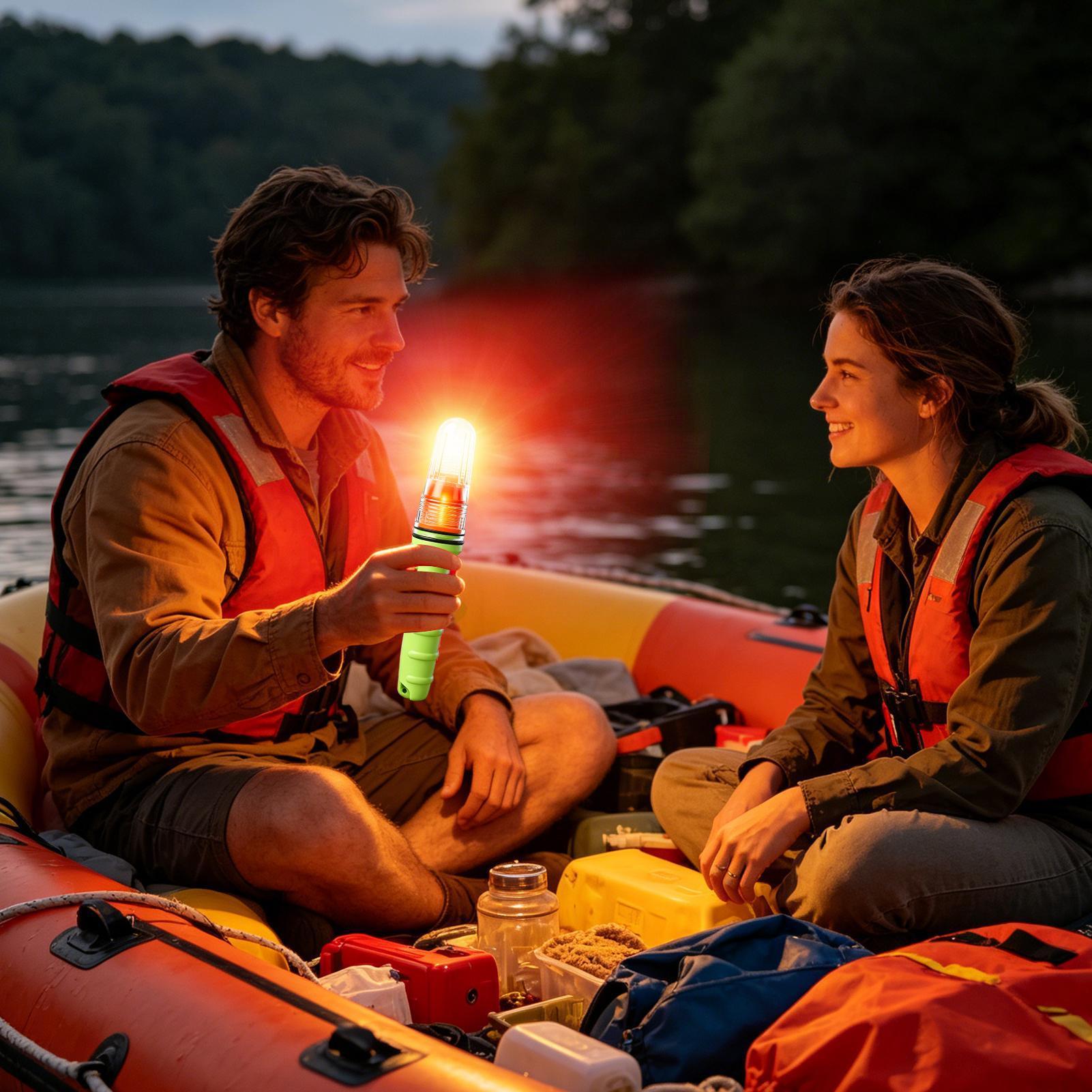 Boat Safety Kit Waterproof 3 P - огляд і ціна Signal Flare Kit