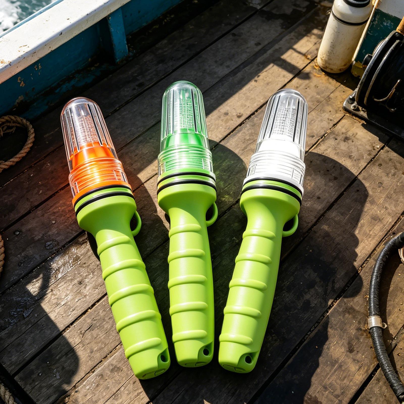 Boat Safety Kit Waterproof 3 P - огляд і ціна Signal Flare Kit